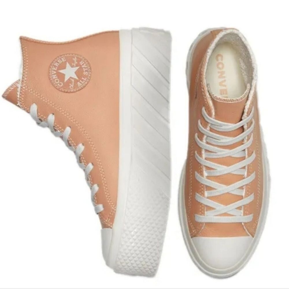 Converse Wmn's Chuck Taylor All Star 2X Platform High Cozy Sherpa Sneakers, 8.5